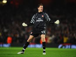 Wojciech szczęsny gets a red card vs. Part 1 Loving Arsenal S First Xi Szczesny Djourou Koscielny