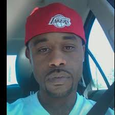 Stream Chris Fields music