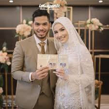 Pelaminan , tenda , tempat uang, dll. 10 Referensi Gaya Hijab Untuk Pernikahan Muslim Modern Elegan Sempurna Di Momen Istimewa