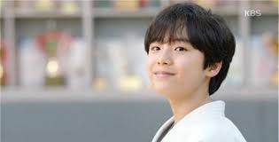 11岁的文友辰出演多部人气韩剧，是展现了完美外貌的童星演员_电视_留言_演技