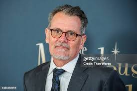 Chris Eigeman's Instagram, Twitter & Facebook