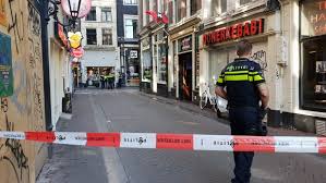 De serie steekpartijen in de pijp in amsterdam heeft veel indruk gemaakt op getuigen. Omroep Flevoland Nieuws Almeerder Verdachte Dodelijke Steekpartij Amsterdam