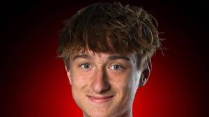 Addison Bates's Instagram, Twitter & Facebook