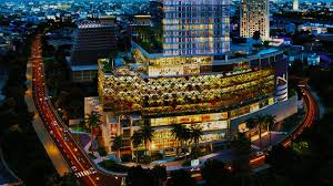 Located on the west coast of the island and adjacent to sri jayawardenepura kotte, the administrative capital of sri lanka. First Look At Colombo City Centre Youtube