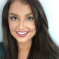 Kayla Lapierre's Instagram, Twitter & Facebook