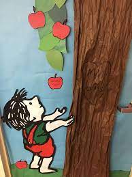 The Giving Tree Teacher Appreciation Door Apples Said What Each Kid Loved Teacher Appreciation Week Door Teacher Appreciation Doors Teacher Appreciation Week