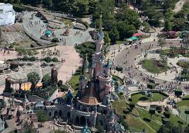 Make the magic last even longer by staying in a disney hotel or villages nature paris by center parcs. Eintritt Disneyland Park Klassenfahrt Nach Paris