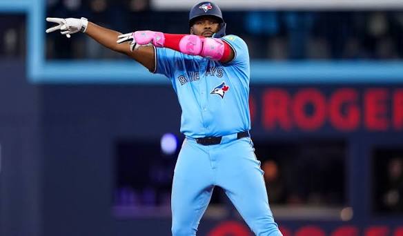 Vladimir Guerrero Jr. Gets 500 Million Reasons to Change His Mind |  FanGraphs Baseball