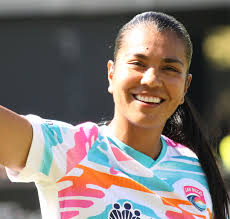 File:Daniela Arias San Diego Wave 2025 (cropped).jpg - Wikimedia ...