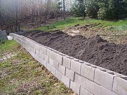 It is important to note that retaining wall prices depend on several factors such as the materials that will be used as well as the size of the wall. Retaining Wall Landscaping Retaining Walls Garden Retaining Wall Front Yard Landscaping