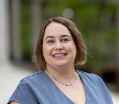 Lisa Fazio's Instagram, Twitter & Facebook