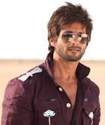 The awesome pattern that this hairstyle sports will be preferred by most men out there who are willing to bring something new to the table. Hairstyles Mens Indian Kobo Guide