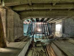 Oggi voglio dedicare la celebrazione del 1 maggio ai lavoratori dello spettacolo, a tutti quelli che sono stati costretti a reinventarsi per andare avanti, pe. Inaugurato Il Memoriale Della Shoah Al Binario 21 Della Stazione Centrale Di Milano