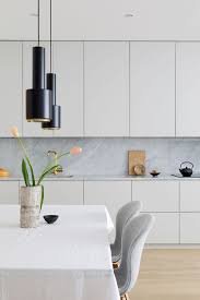 Room Decor Quiz A S Helsing Sams Kitchen In Feather Grey Room Decor Quiz A S Helsing Sams Kitchen In Feather Grey Wohnung Kuche Altbau Kuche Haus Kuchen