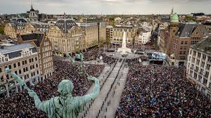 Uitnodiging en programma herdenking rozenoord aan het eind van de oorlog werden in rozenoord meer dan 100 verzetsstrijders gefusilleerd. Cidi Op 4 Mei Geen Omgekomen Vluchtelingen Herdenken Nos