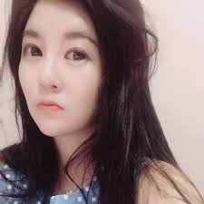 서로에게 기가 막힌 타이밍에 서로의 인생에 자연스레 등장해주는 것, 이것이 인연. " -written by #사랑할때알아야할것들  -당신과의 연을 이어가고 싶어요 #북팔스토리