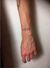 The word las vegas in old english gothic font, distressed. Weiberkram Blog Schonste Stande Und Besondere Geschichten