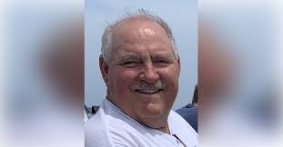 Aileen Bryan's Instagram, Twitter & Facebook