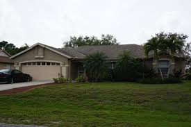 Just Listed Beautiful Spacious 3 Br 2 Ba 2 Cg Cbs In 2020 Spacious Better Homes Gardens House Styles