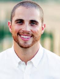 Robyn Mattison's Instagram, Twitter & Facebook