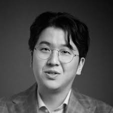 Prem Dhar D., Insegnante certificato CELTA con un'esperienza di 6 anni.