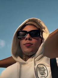 Kleyton Tralha Dançando