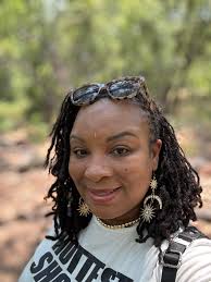 About a year ago I decided I wanted to get into gloving, man time does fly  by. Here's to many more!