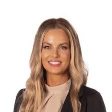 Trisha Watson's Instagram, Twitter & Facebook