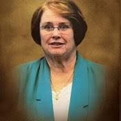 Sandra Parr's Instagram, Twitter & Facebook