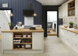 Find out the foolproof, timeless kitchen design styles that are sure to serve you for many years and learn how to materialise them in your building project. Kitchen Style Secrets From Wren Kitchens Kingsway West Dundee