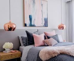 Refined style with a practical design, this hanging pendant lamps bring cosmopolitan sophistication anywhere, especially to an entryway, office, bathroom, bedroom, or kitchen. 56 Cool Hanging Bedside Lamps Shelterness