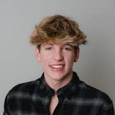 Brandi Johns's Instagram, Twitter & Facebook