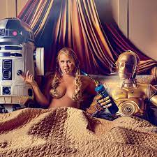 Why Amy Schumer didn't need Lucasfilm's permission to have sex with C-3PO  and R2D2 - Polygon