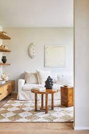 10 Off White Paint Colors That Fill A Room With Warmth Living Room Lighting Hamptons House Home Decor