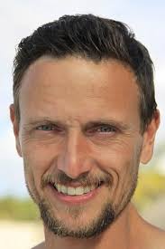 Unstoppable: Life lessons from a VW Bus: Bauer, Rene, Kaucka, Andrea:  9798425997340: Amazon.com: Books