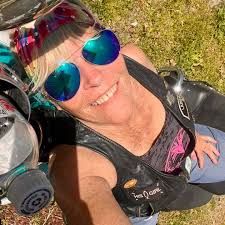 It is with deep sorrow that we announce the passing of Dr. Donald Stanleigh  Bright, an esteemed orthopaedic surgeon, beloved husband, father,  grandfather, and dedicated servant to the medical community.