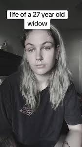 Gloria Warthen's Instagram, Twitter & Facebook