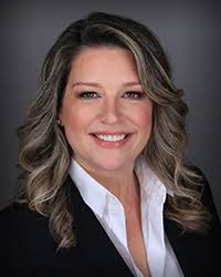 Jennifer Linnell's Instagram, Twitter & Facebook