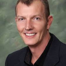 Andrew Vinson's Instagram, Twitter & Facebook