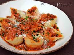 Recette De Conchiglioni Farcis A La Sauce Tomate Et Aux Scampi Recette Conchiglioni Farci Conchiglioni Recettes De Cuisine