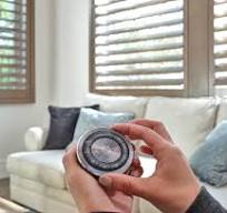 PerfectTilt™ G4 Motorized Shutters | Norman® USA