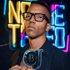 Sara Borrelli (@saraborrellii) • Instagram photos and videos