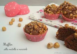 Muffin Alla Nutella E Nocciole Ricetta Con Nutella Nell Impasto Torte Dolci Nutella Idee Alimentari