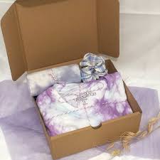 Sehingga tidak mengherankan bila mereka mempersiapkan segala sesuatunya dengan sangat epik. Fyp Box Kado Unik Hampers Kado Pacar Gift Box Hampers Ulang Tahun Kado Ultah Kado Anniversary Shopee Indonesia