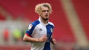 The youngster is hoping to fight for a spot in the liverpool first team next season after a superb campaign on loan at blackburn in 2020/21. Harvey Elliott On Being More Than Ready For Liverpool Jurgen Klopp S Advice