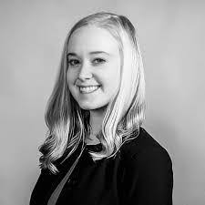 Aly Cox's Instagram, Twitter & Facebook