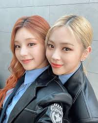 Itzy guess who concept film night ver. Yeji Ryujin 9gag