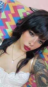 Aracely Leal's Instagram, Twitter & Facebook