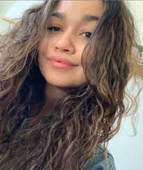 Popbuzz reports that bailey stands at 5 feet and 8 inches tall. Madison Bailey Wiki Boyfriend Partner Height Parents Net Worth