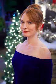 Christmas Tree Lane Starring Alicia Witt Hallmark Christmas Movie Hallmark Christmas Movies Hallmark Movie Alicia Witt
